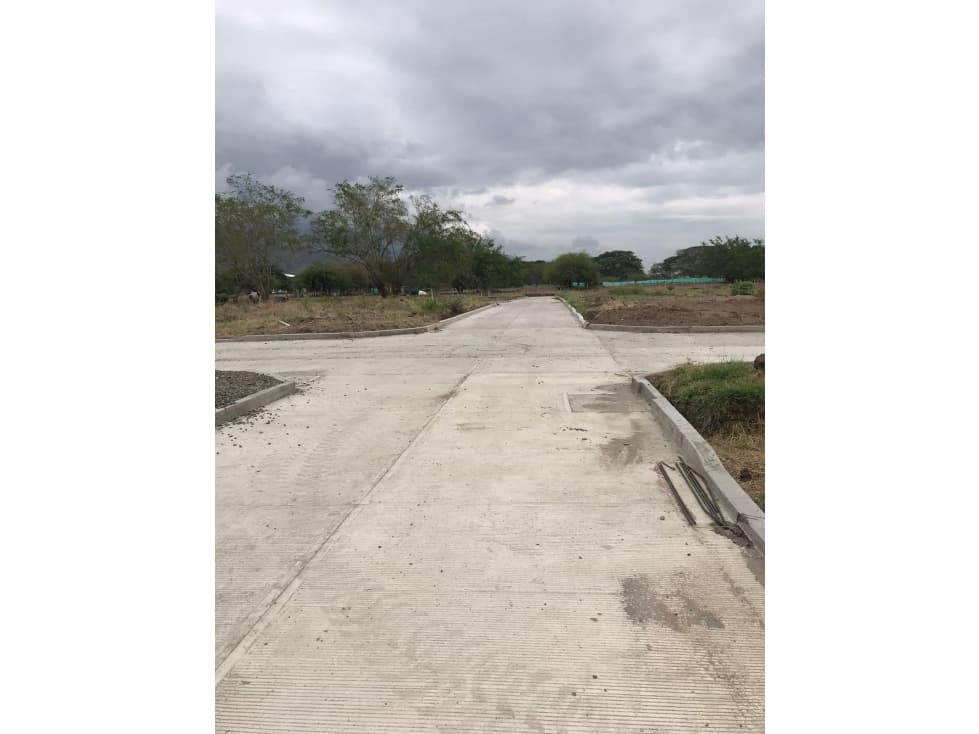 VENDO LOTE EN SAN GABRIEL, ROLDANILLO - 1