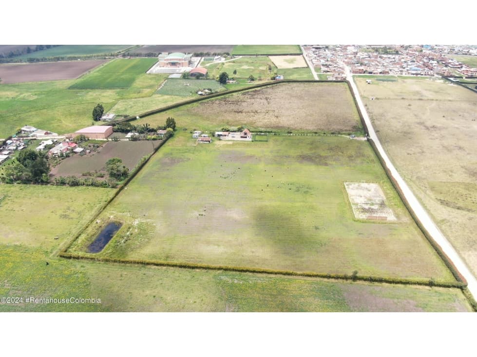 Lote en Bojaca (Cundinamarca) RAH CO: 25-153 - 1