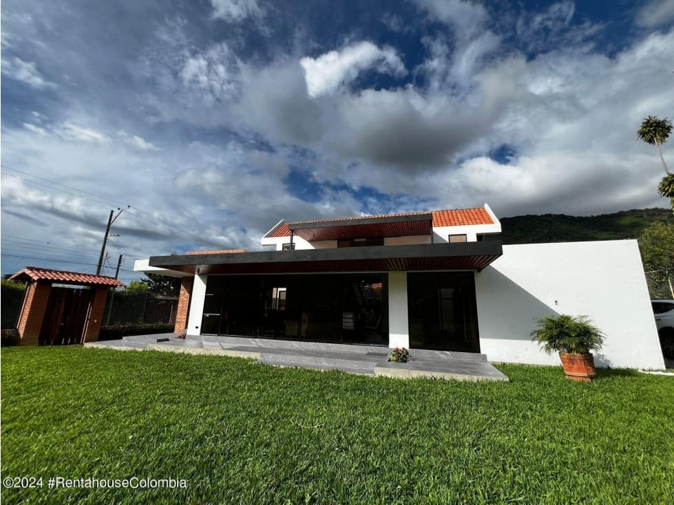 Casa en Chinacota (Norte de Santander) RAH CO: 26-209 - 1
