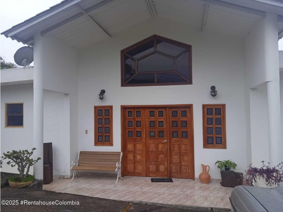 Casa en Arbelaez (Cundinamarca) RAH CO: 26-249 - 1