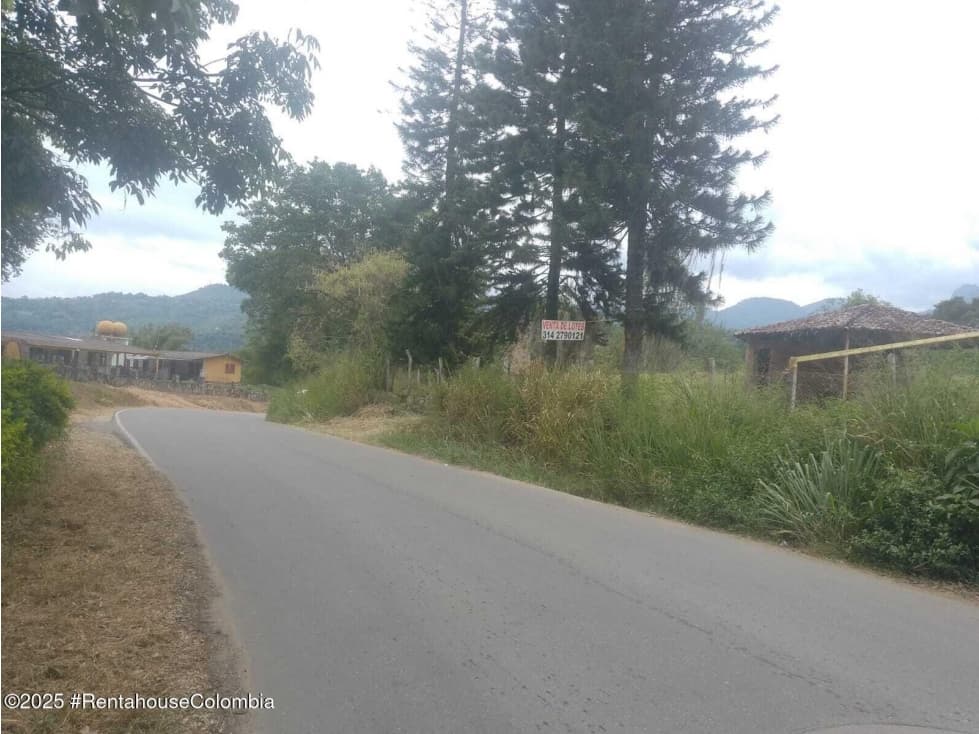 Lote en Arbelaez (Cundinamarca) RAH CO: 26-566 - 1