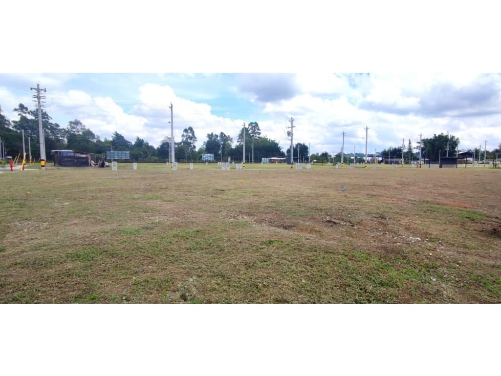 VENTA DE LOTE PARA CONSTRUIR BODEGA POR EL AEROPUERTO DE RIONEGRO - 1