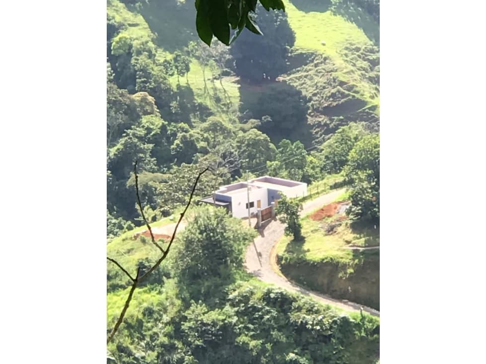 VENDO FINCA DE 3.000 m² EN PARCELACIÓN EN TITIRIBÍ SUROESTE ANTIOQUEÑO - 1
