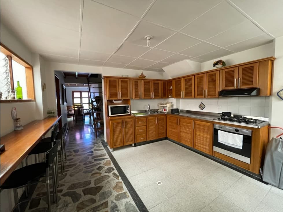 APARTAMENTO MARINILLA, CERCA AL PARQUE - 1