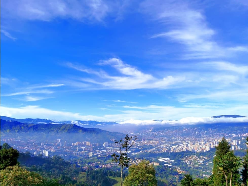 VENDO LOTE EN PARCELACION EN LA VIA VIEJA A CALDAS - 1