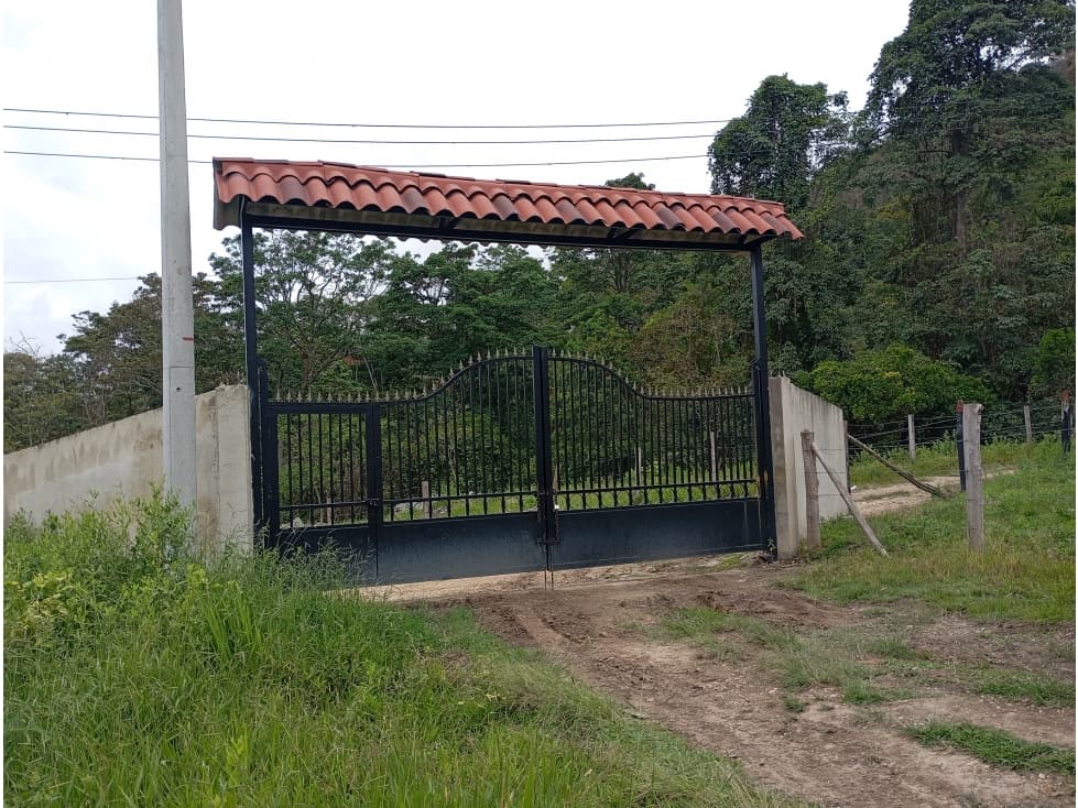 LOTE SE VENDE MESITAS DEL COLEGIO - 1