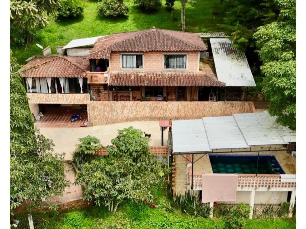 Casa campestre en venta en San Antonio de Prado - 1
