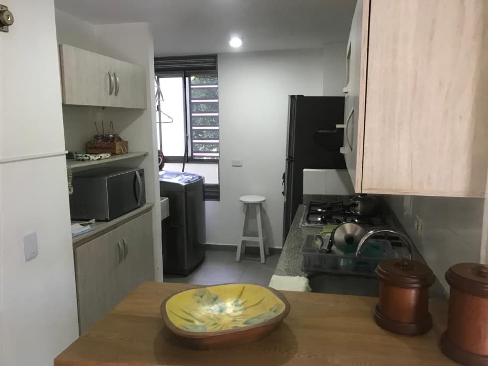 Ariendo de Apartamento Amoblado en el Poblado por noche y por mes - 1