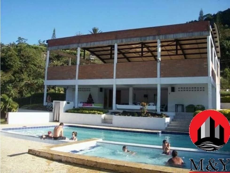 Alquiler de Finca de Recreo para fines de semana en Barbosa-Antioquia - 1