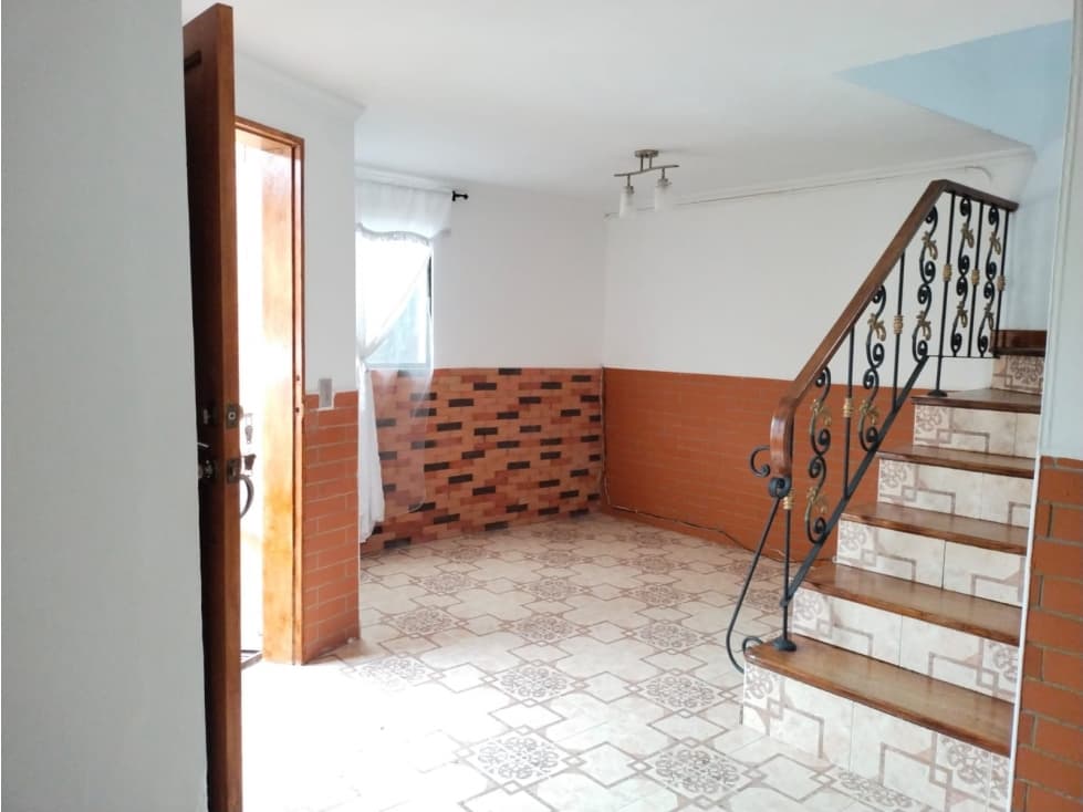 alquiler de casa en Itagüí sector Suramérica - 1