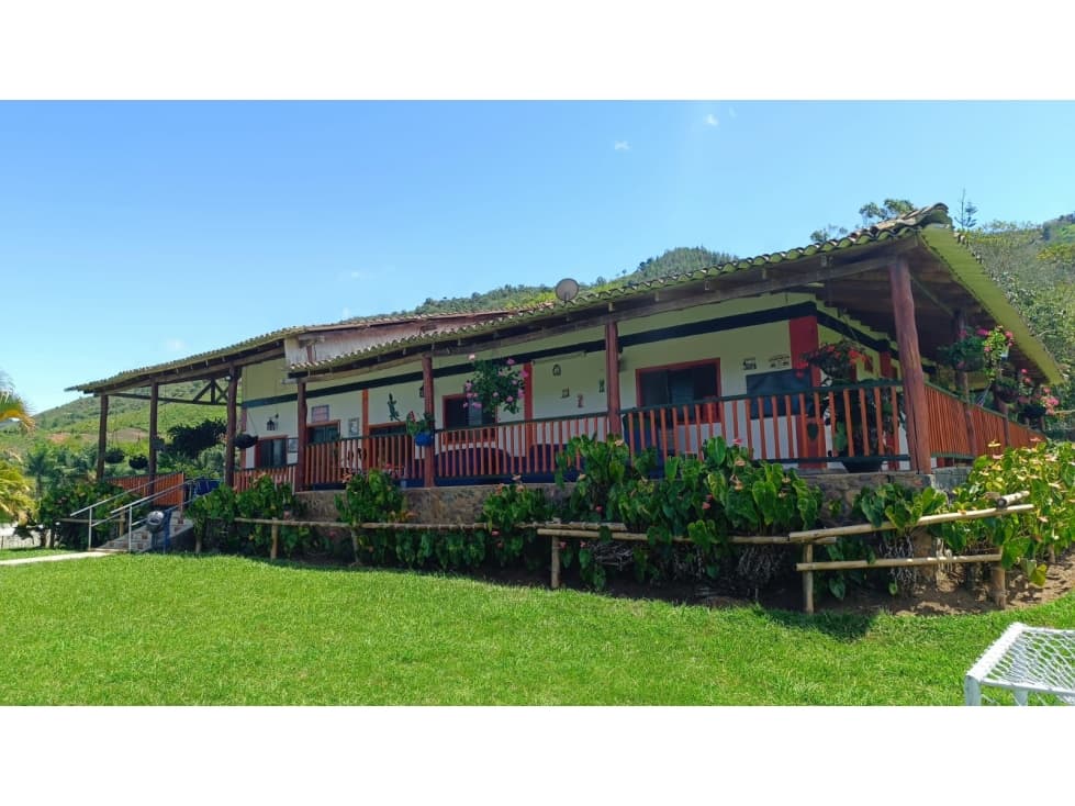 Alquiler FINCA Villa Martha Casa Paisa Restrepo Valle del Cauca - 1