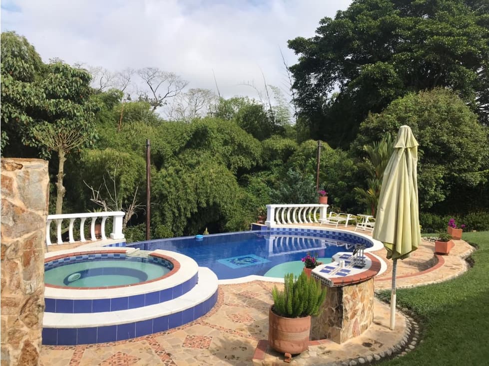 VENDE CASA CAMPESTRE SECTOR CERRITOS - 1