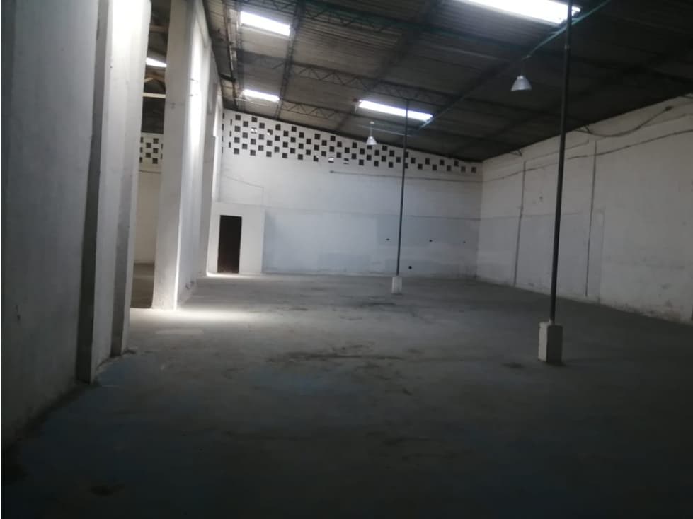 Cartagena Arriendo Bodega Bosque Sector Manzanillo - 1