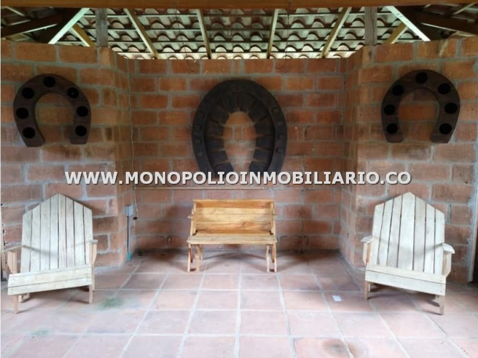 CASA UNIFAMILIAR EN VENTA - SECTOR PORCE, SANTO DOMINGO COD: 25277 - 1