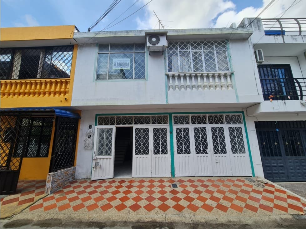 SE ARRIENDA APARTAMENTO EN SANTA ISABEL - 1