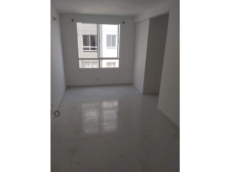 VENDO APARTAMENTO EN CR CEREZOS - CIUDAD DEL VALLE - 1