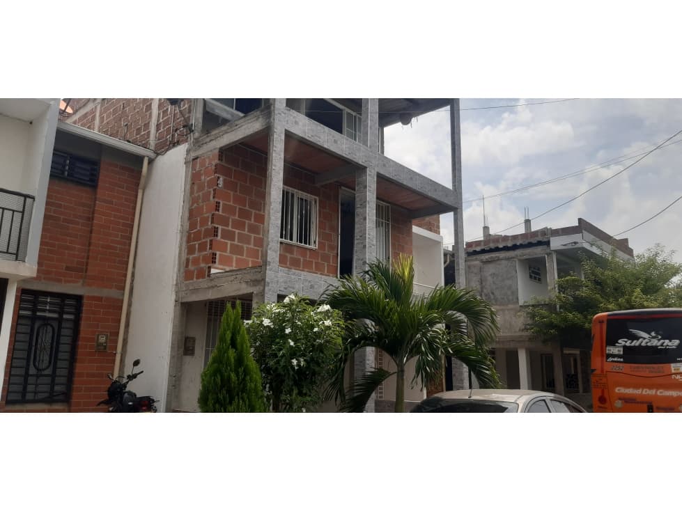 VENDO CASA EN BATARA - POBLADO CAMPESTRE - 1