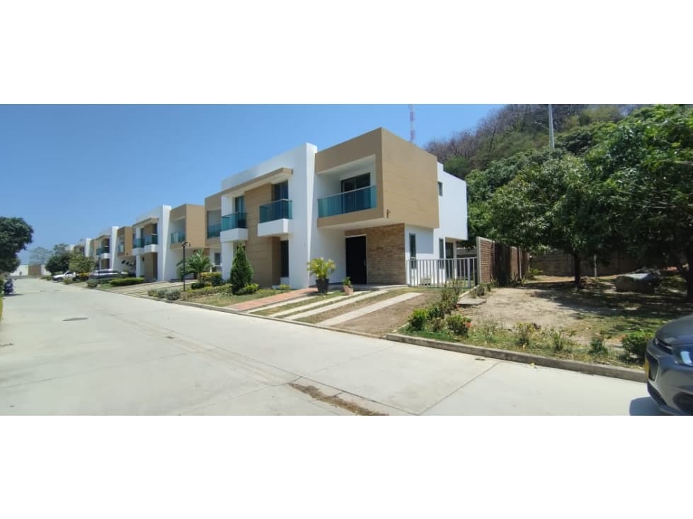 CASA CAMPESTRE EN ARRIENDO - SANTA MARTA - 1
