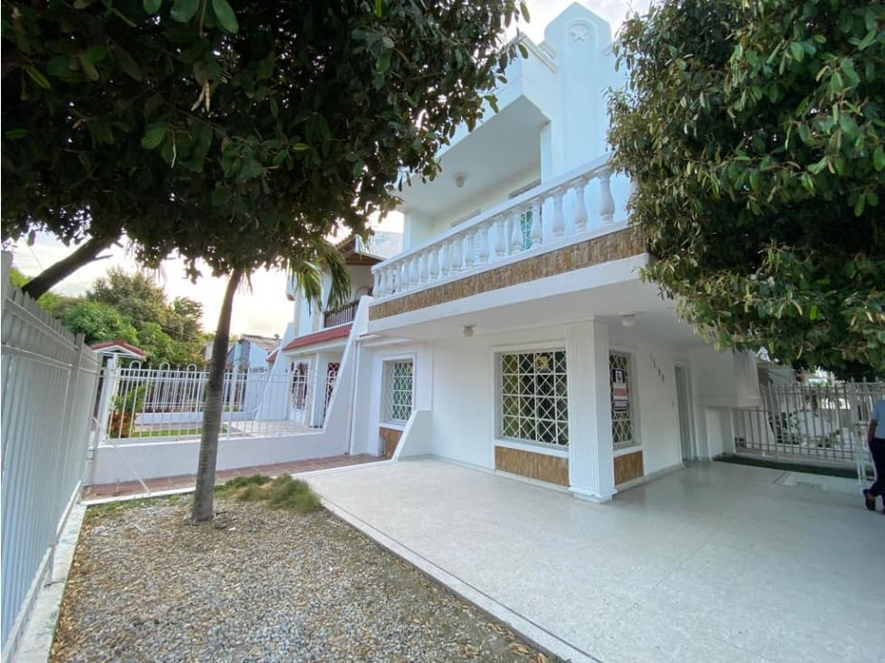 CASA COMERCIAL EN ARRIENDO - ALCAZARES - 1