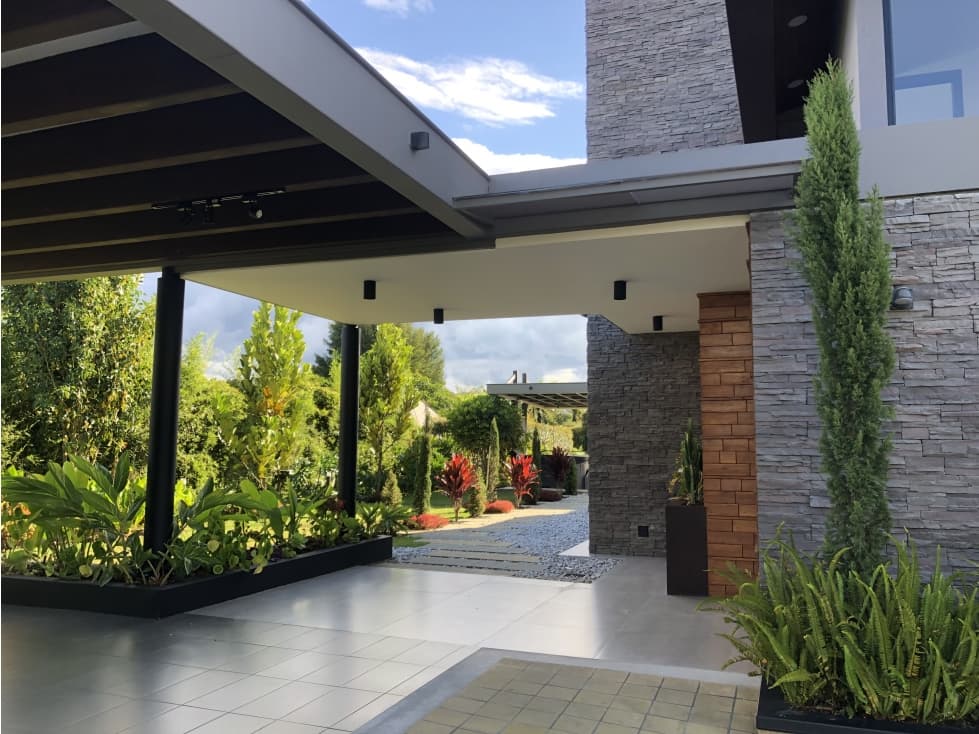 Venta de Casa Campestre en llanogrande - 1