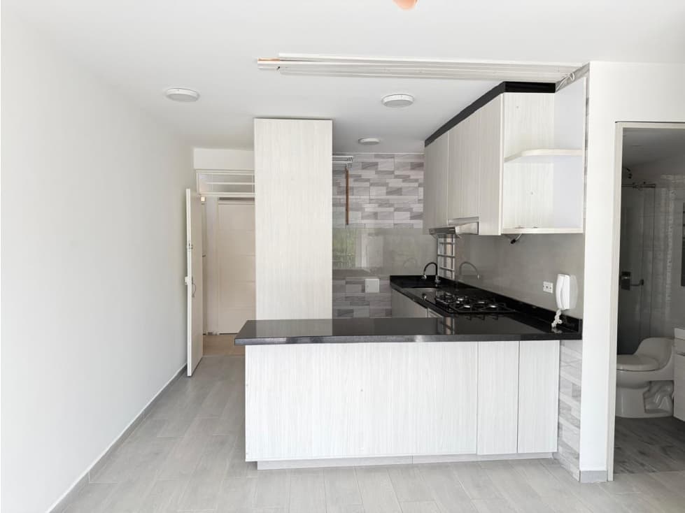 ARRIENDO APARTAMENTO EN LA VEGA - 1