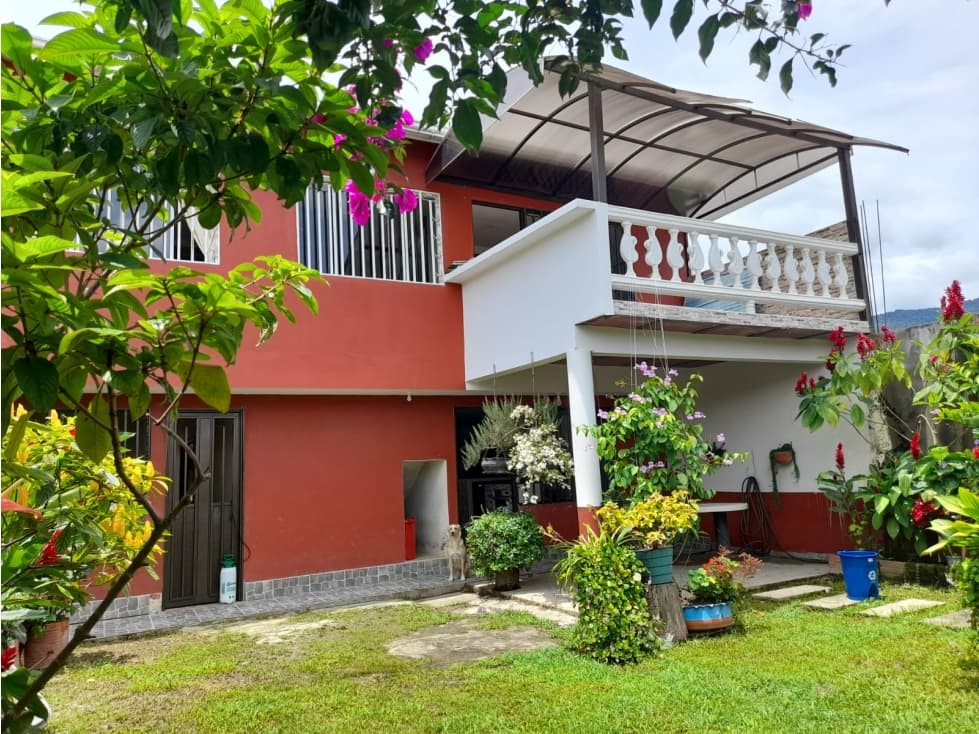 Vende Casa en Guaduas - 1