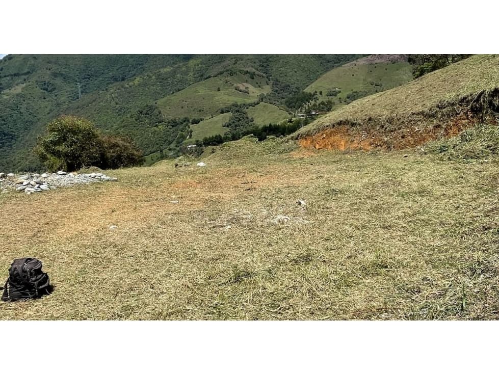 Lote en Venta Versalles, Antioquia. - 1
