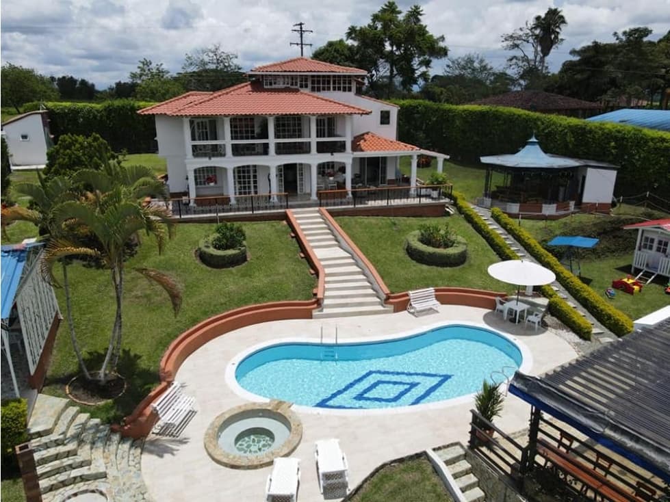VENTA FINCA HOTEL LA TEBAIDA - VIA AL VALLE - 1