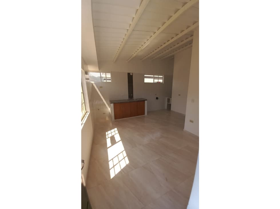 VENDO APARTAMENTO PISO 5 BARRIO CATALUÑA - 1