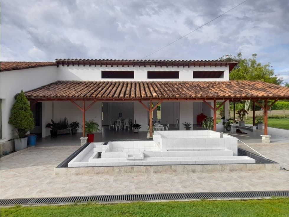 Hermosa casa campestre en venta La Victoria Valle - 1