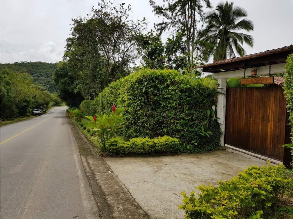 VENTA FINCA EN YOLOMBO VIA GOMEZ PLATA - 1