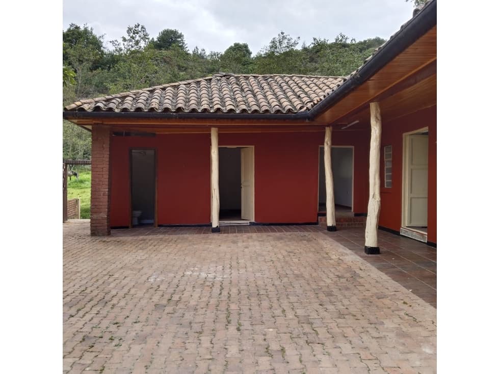 ARRIENDO HERMOSA CASA CAMPESINA EN TENJO CUNDINAMARCA - 1