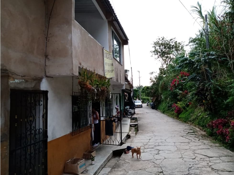 APARTAMENTO SEGUNDO PISO ZONA URBANA YOLOMBO ANTIOQUIA - 1