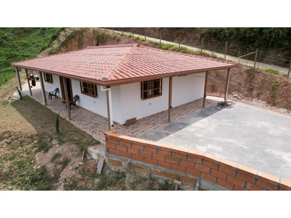 VENTA CASA CAMPESTRE SAN ROQUE ANTIOQUIA - 1