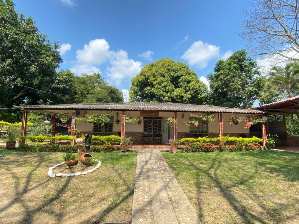 SE VENDE CASA FINCA EN PALERMO - 1
