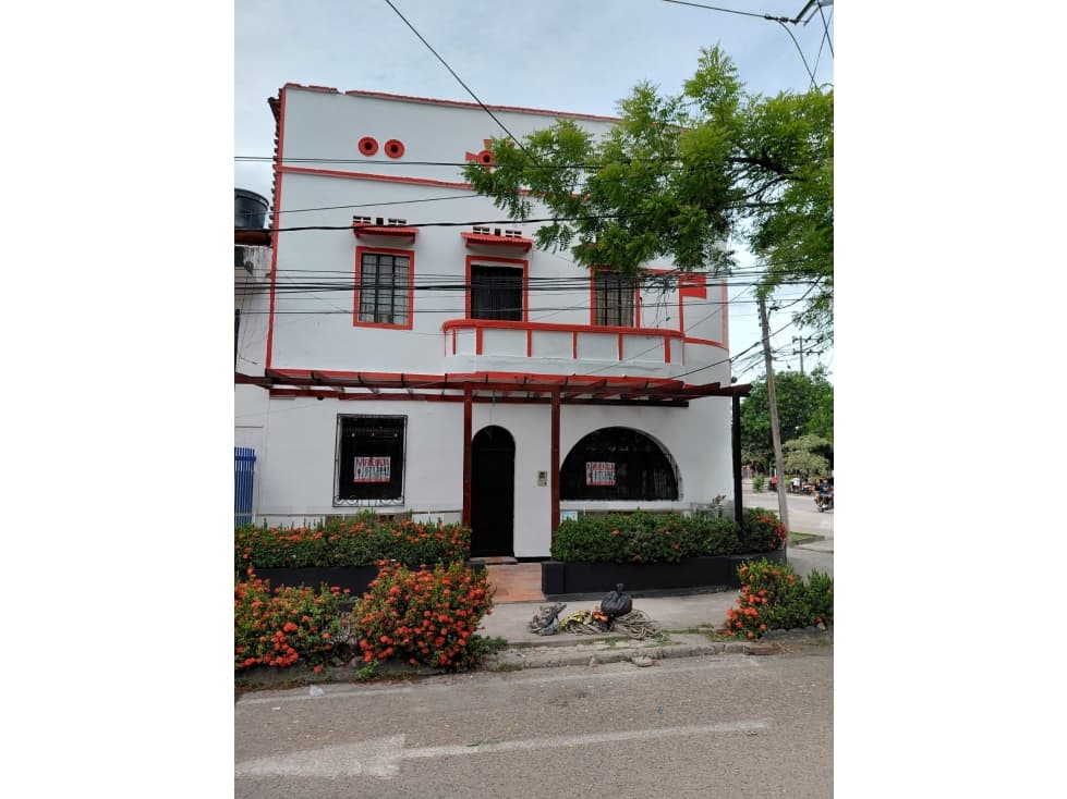 SE ARRIENDA LOCAL COMERCIAL ALTICO - 1