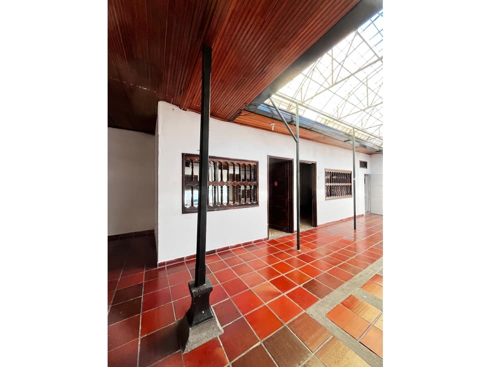 CASA BARRIO ALTICO - 1