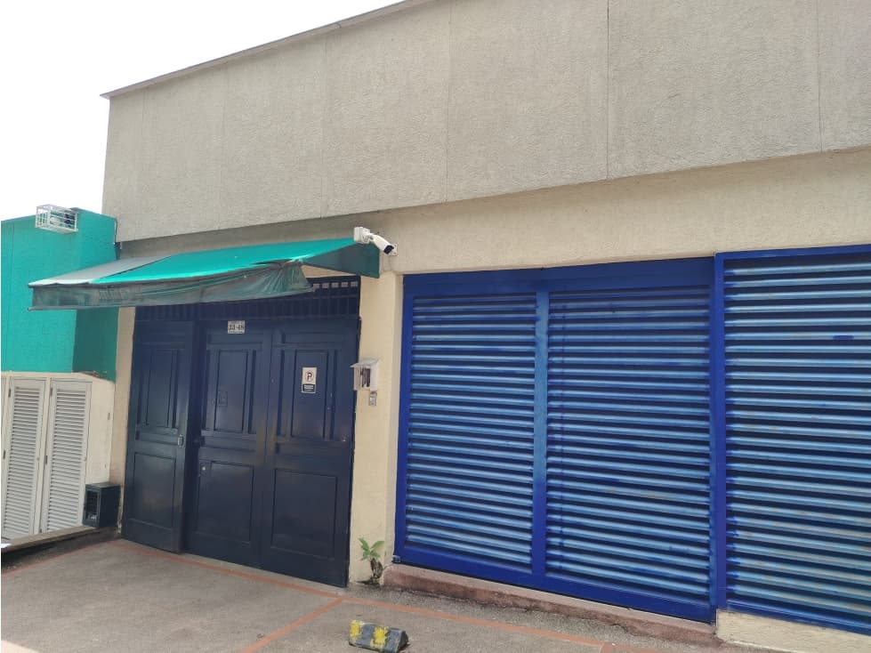 CASA COMERCIAL SECTOR CADIZ - 1