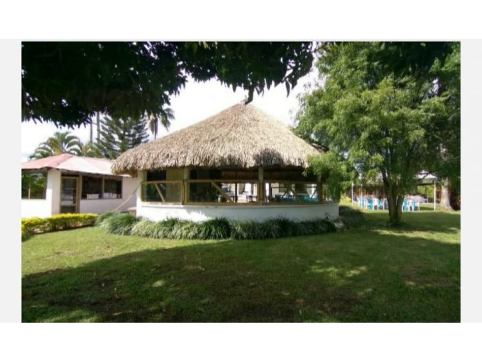 VENDE FINCA HOTEL EN CALARCA , QUINDIO, COLOMBIA - 1