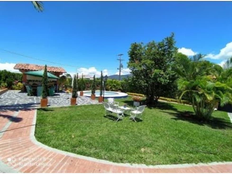 En Venta Casa Campestre En Condominio En Chinauta - 1