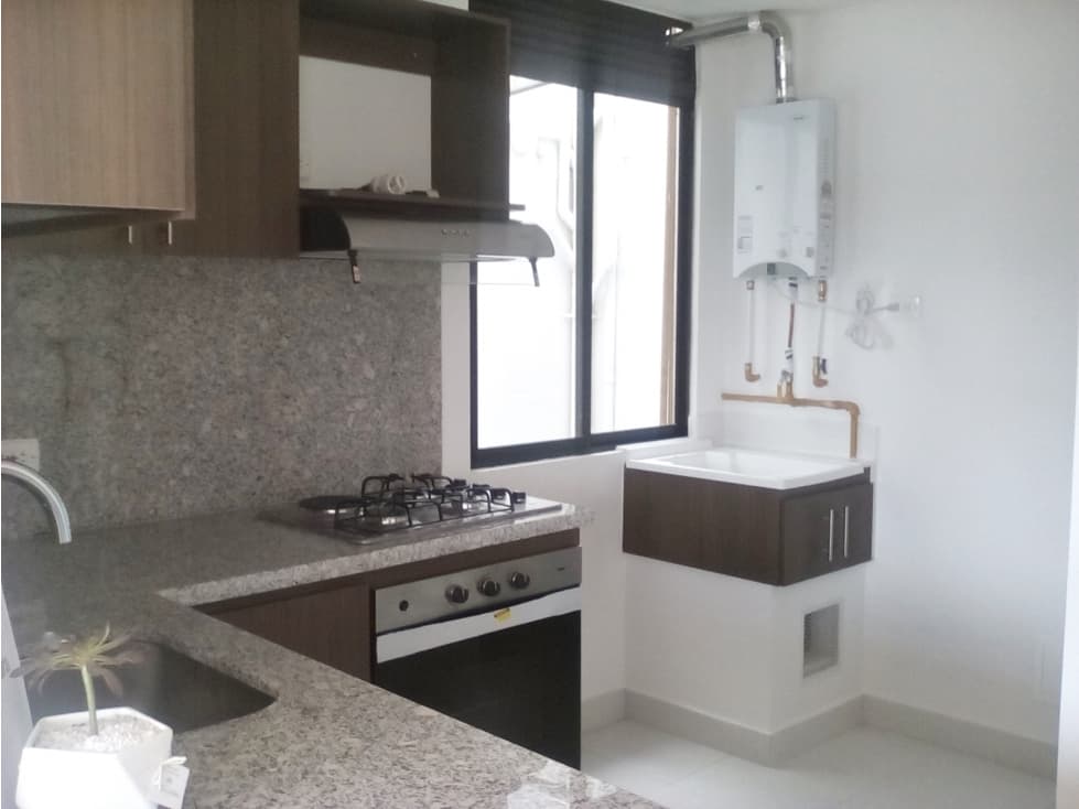 En venta apartamento con excelente vista - 1