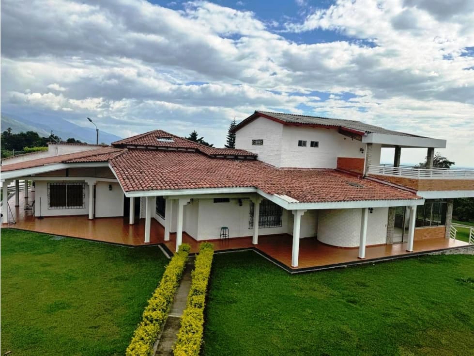 VENDEMOS CASA CAMPESTRE DE RECREO EN SANTA ELENA - 1