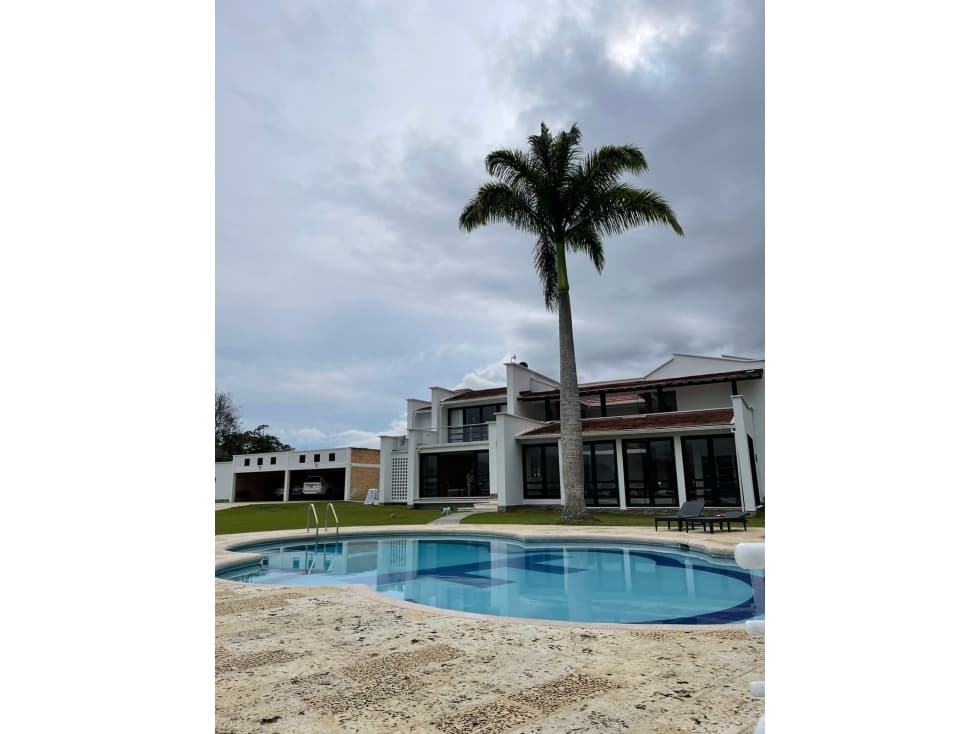 CASA CAMPESTRE LAGO CALIMA - 1