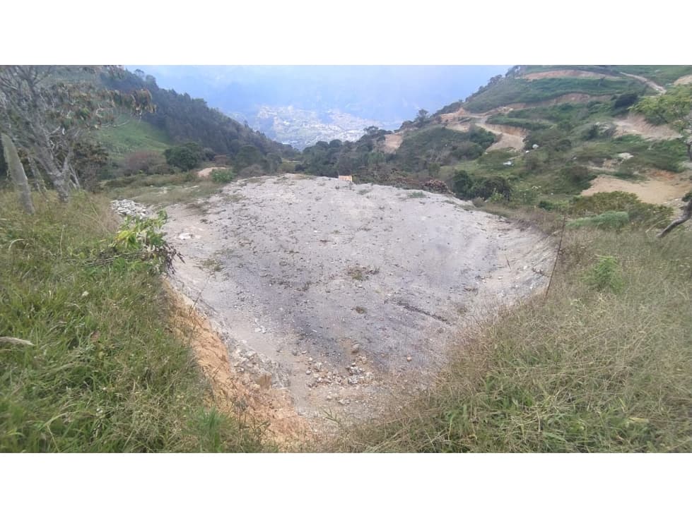 Lote en venta con vista panorámica a Barbosa y facilidad de pago - 1