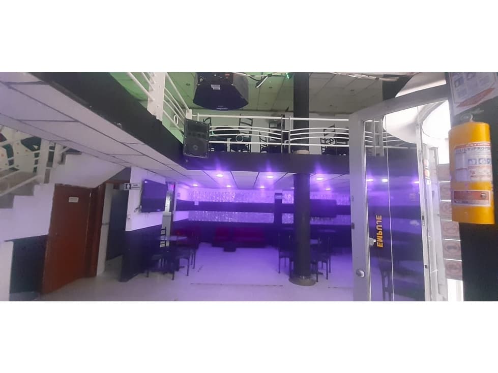 Se Vende Local en el Centro Comercial Taindalá - Centro - 1