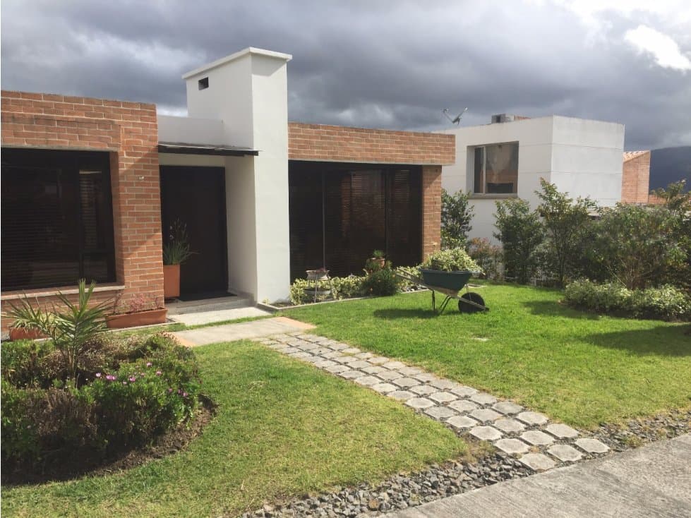 Casa se vende EN LA ESTANCIA, pasto - 1