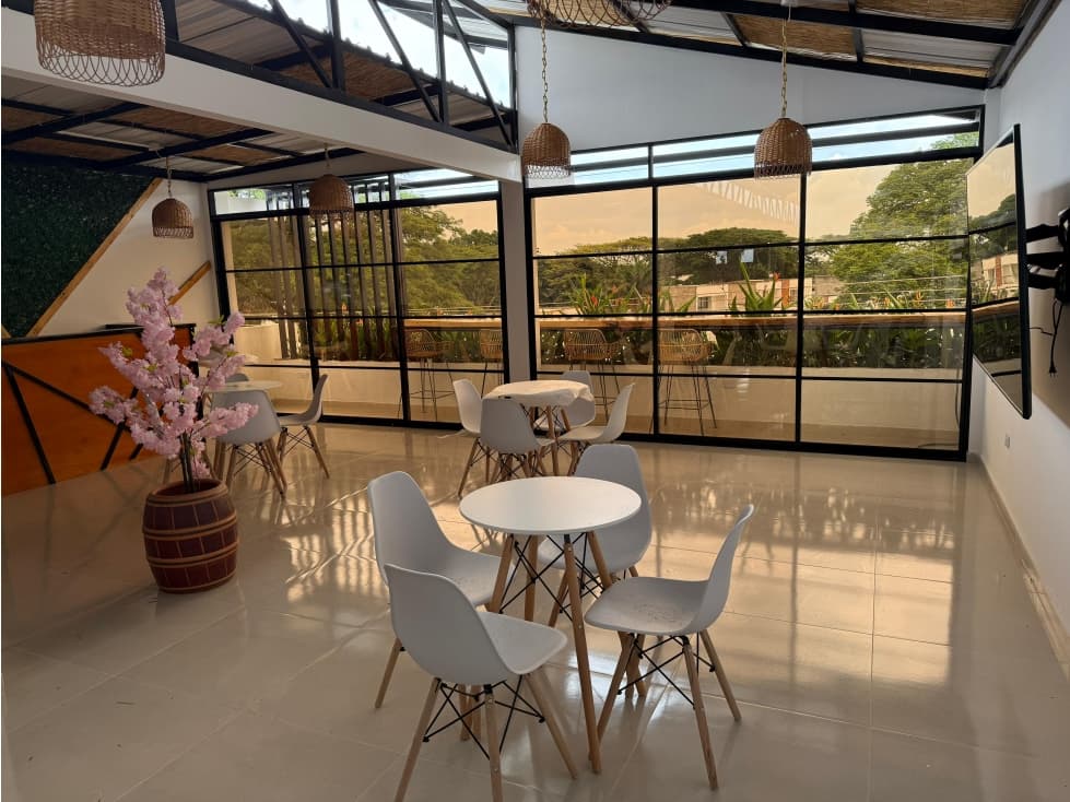 HOTEL EN VENTA JAMUNDI VIA PANAMERICANA 4 NIVELES BODEGA 800M2 - 1