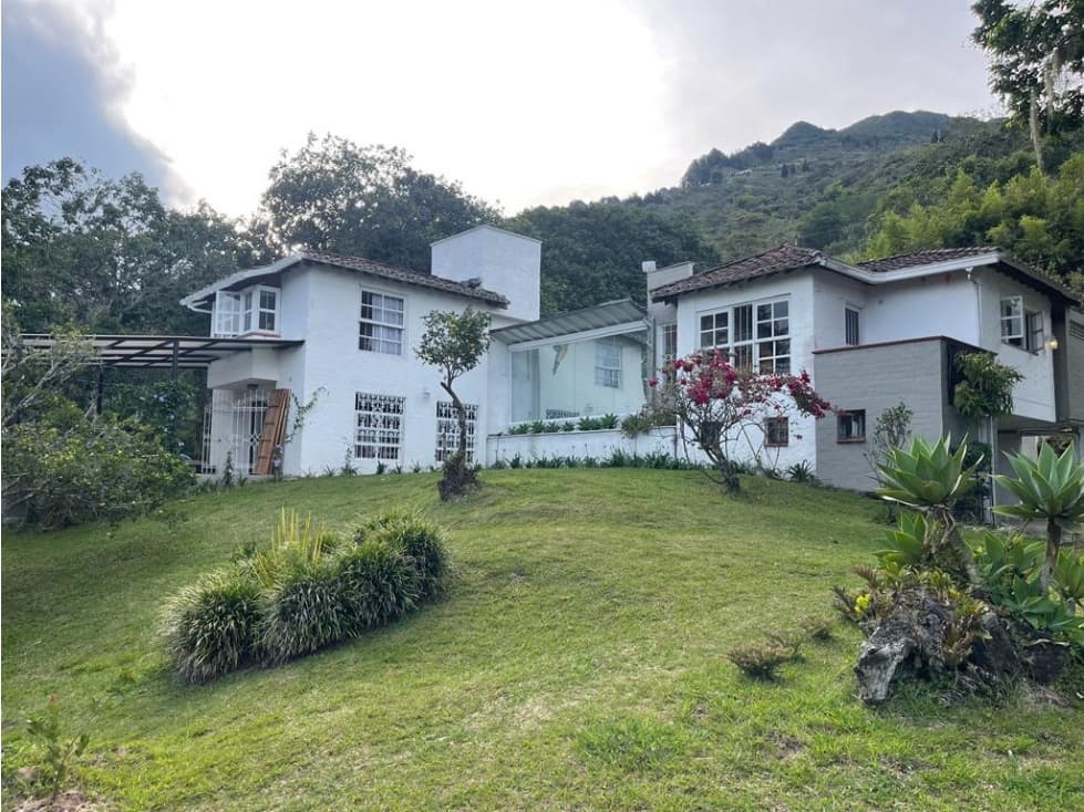 VENTA CASA - COPACABANA - 1