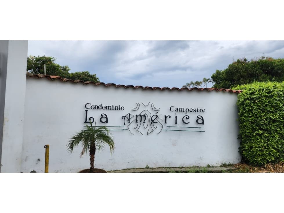 SE VENDE LOTE EN CONDOMINIO VIA A ULLOA CON ZONA SOCIAL - 1