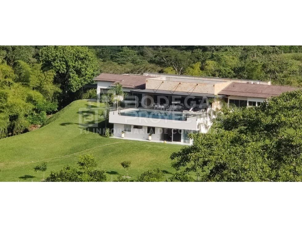 FINCA PARA VENTA UBICADA EN EL SUROESTE ANTIOQUEÑO - 1